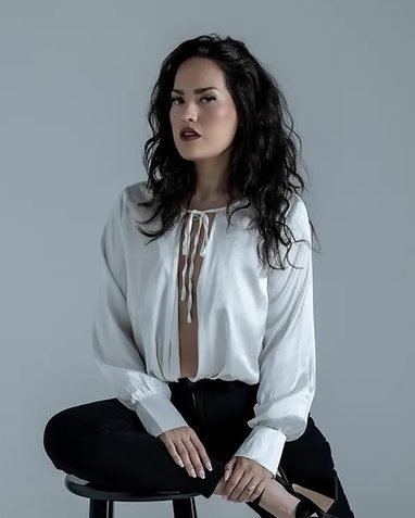 Nirvana Comsaodd, Co-Backstage Production Manager and Runway Producer